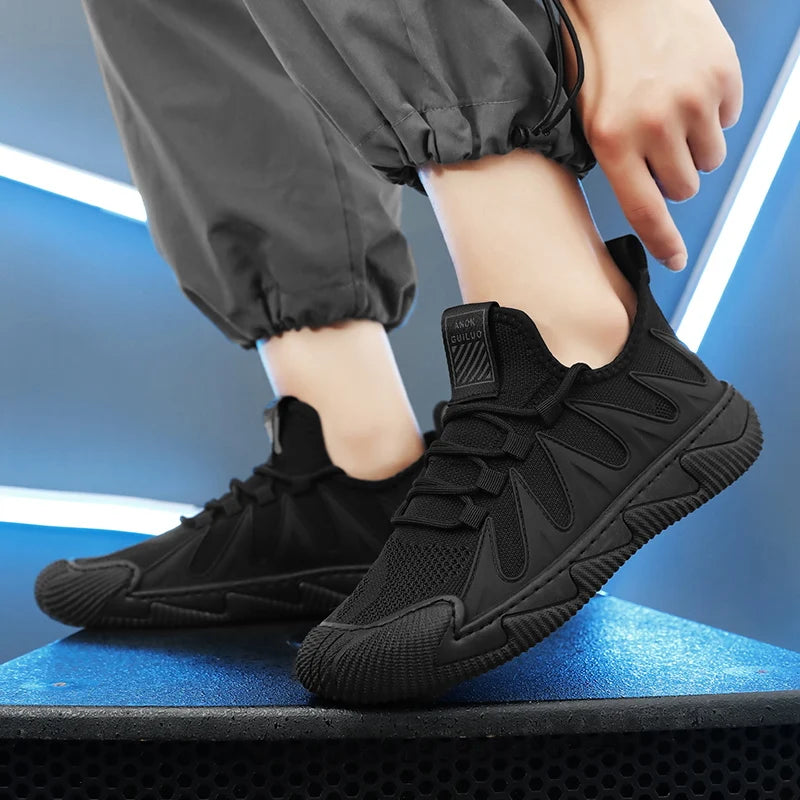 lightweight men's sports shoes